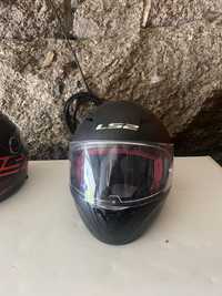 Capacete de mota