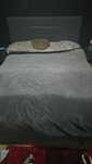Cama casal com colchão e estrado