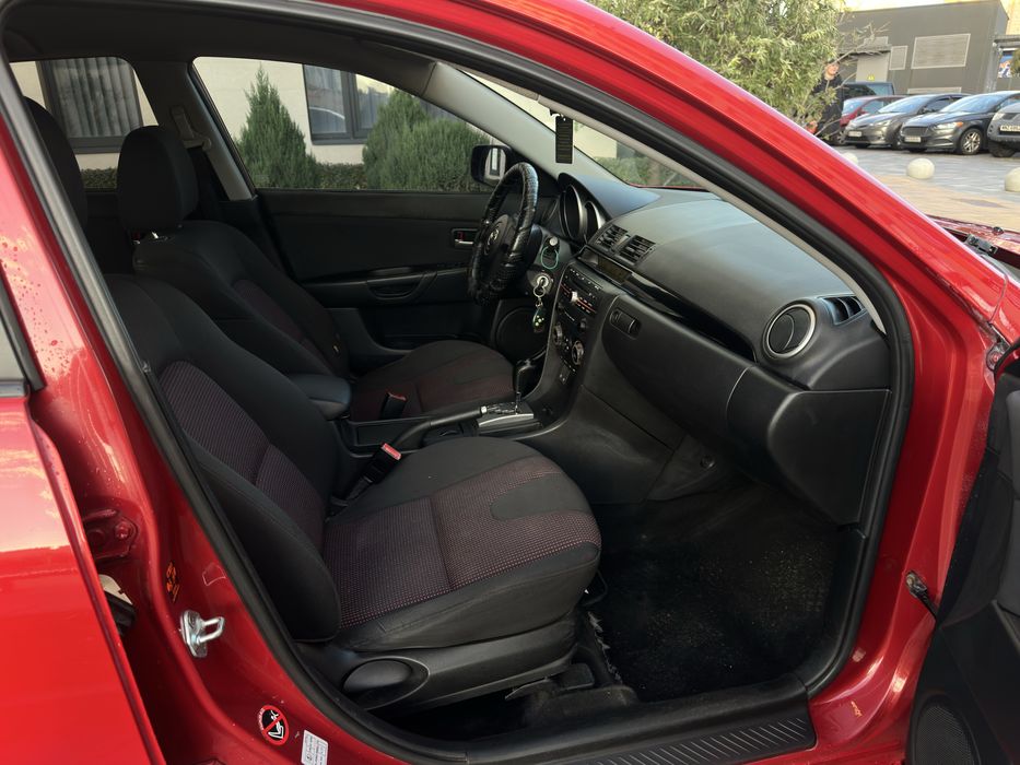 Mazda 3 1.6 бензин, автомат, гарний стан.вкладень не потребує(мазда 3)