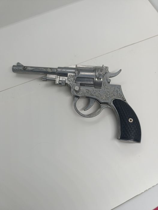 Радянський дитячий пістолет револьвер металевий муляж іграшка