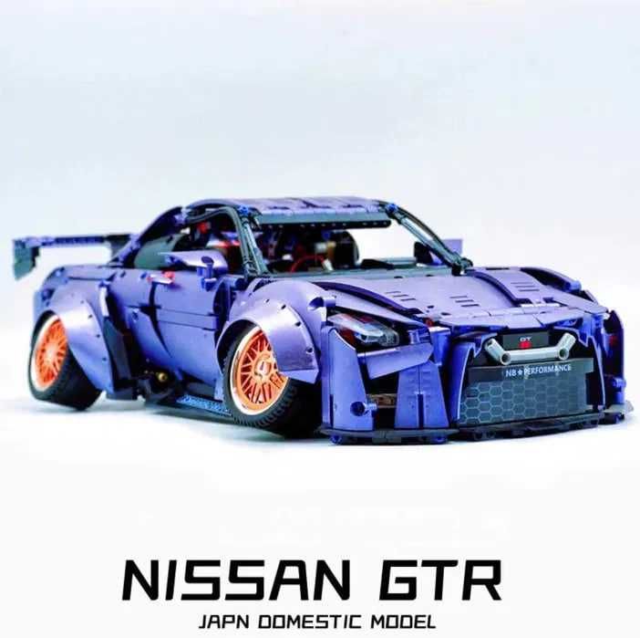 Конструктор Technic Nissan GTR. Масштаб 1:10. 2389 деталей. У коробці