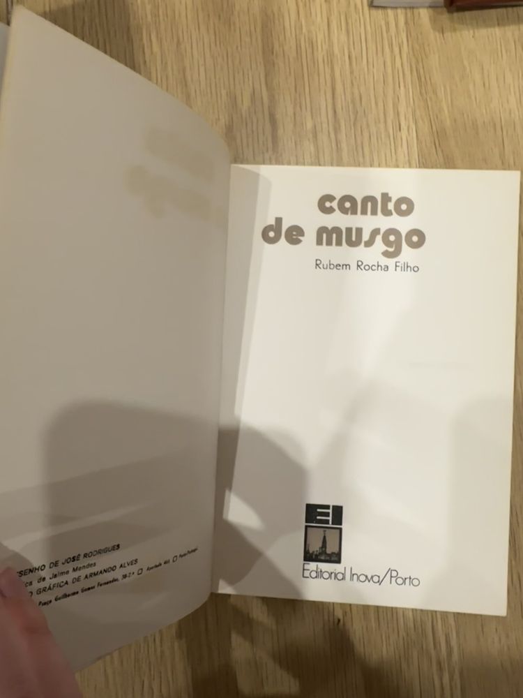 canto de musgo de Rubem Rocha Filho.
