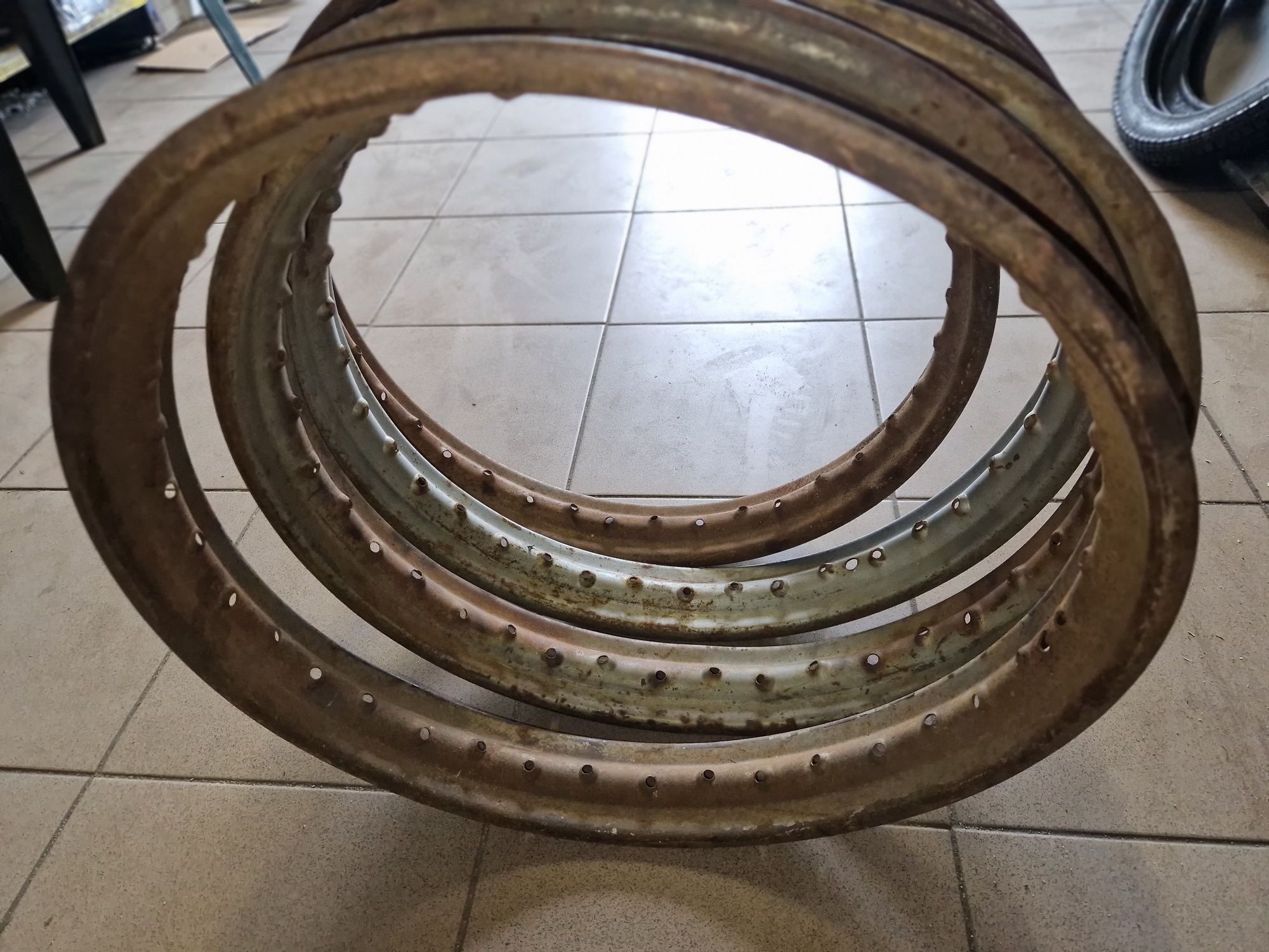 Oryginal obrecze Rawki felgi wsk 125 175 sh m11 m17 gazela r18"