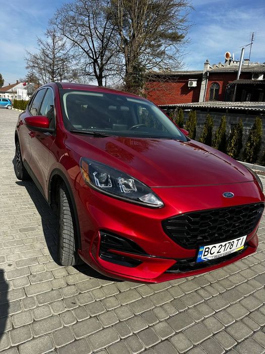 Ford Escape Plag-in hybrid, гібрид, плагін, підзаряджаємий форд ескейп
