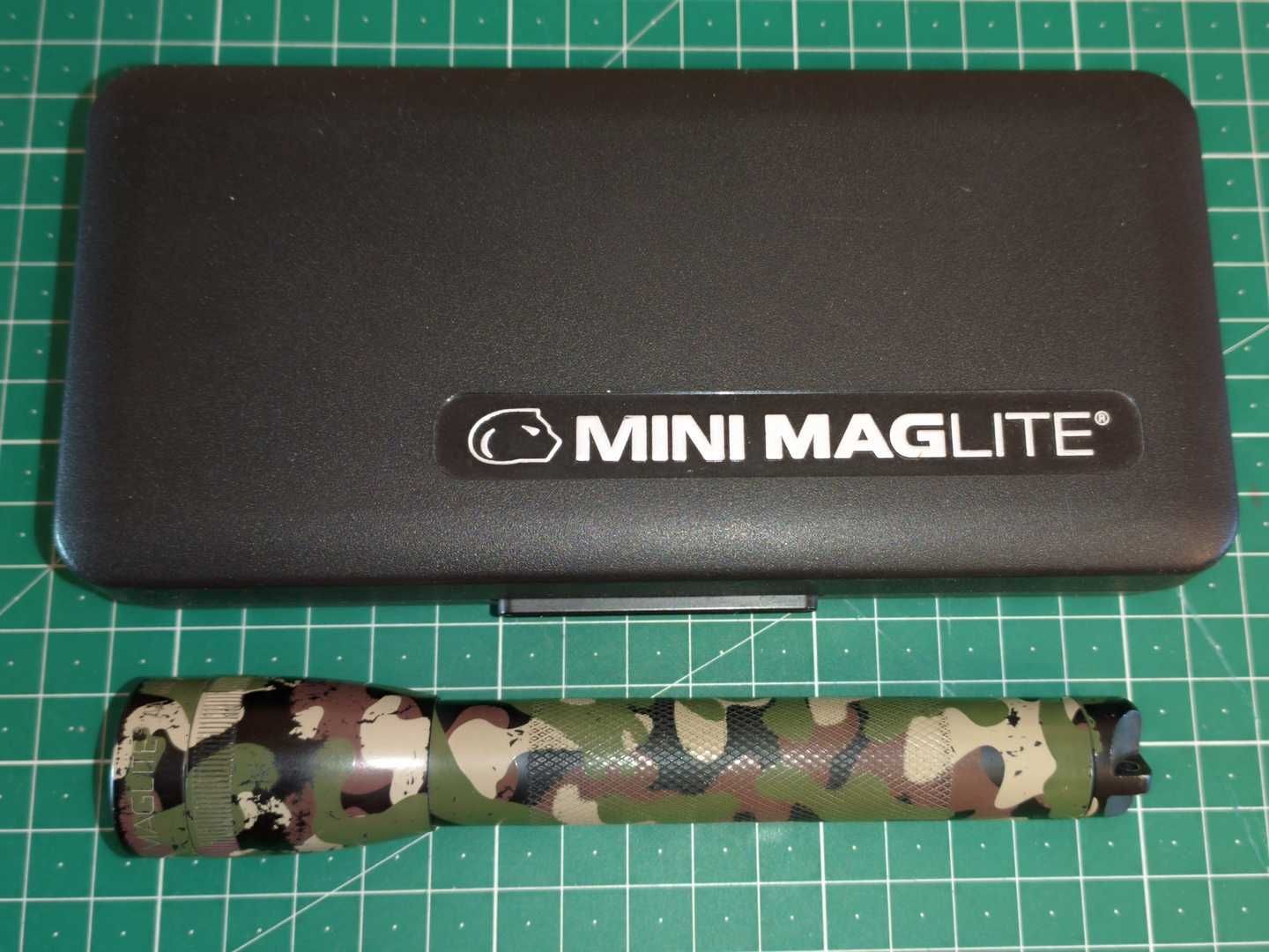 Ліхтарик MINI MAGLite, made in USA