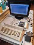 Commodore C64 - oryginalny zasilacz, sprawny w 100%, stan bardzo dobry