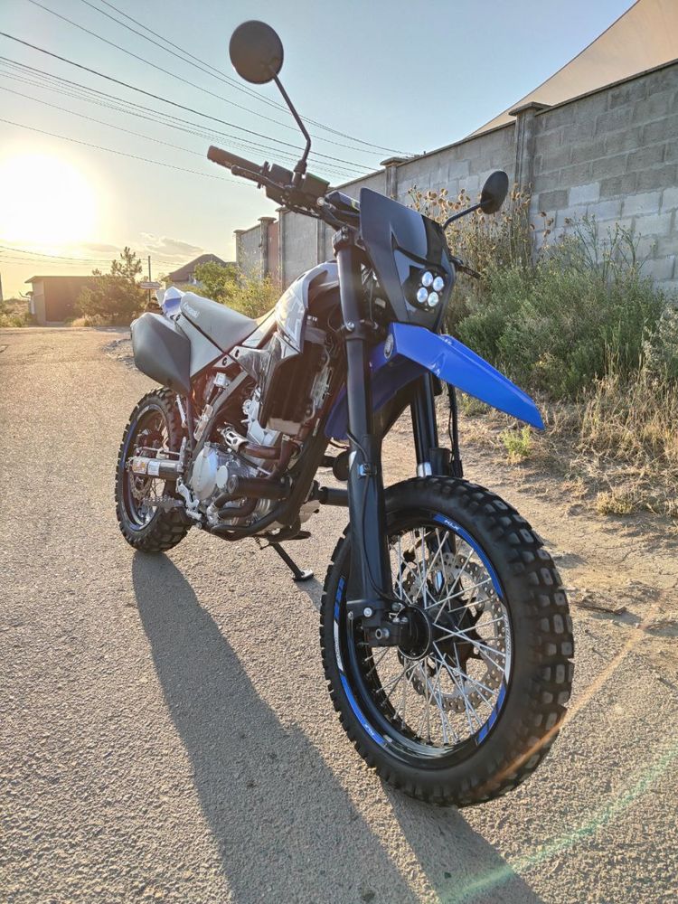 Продам Kawasaki KLX 300 SM 2020 года выпуска