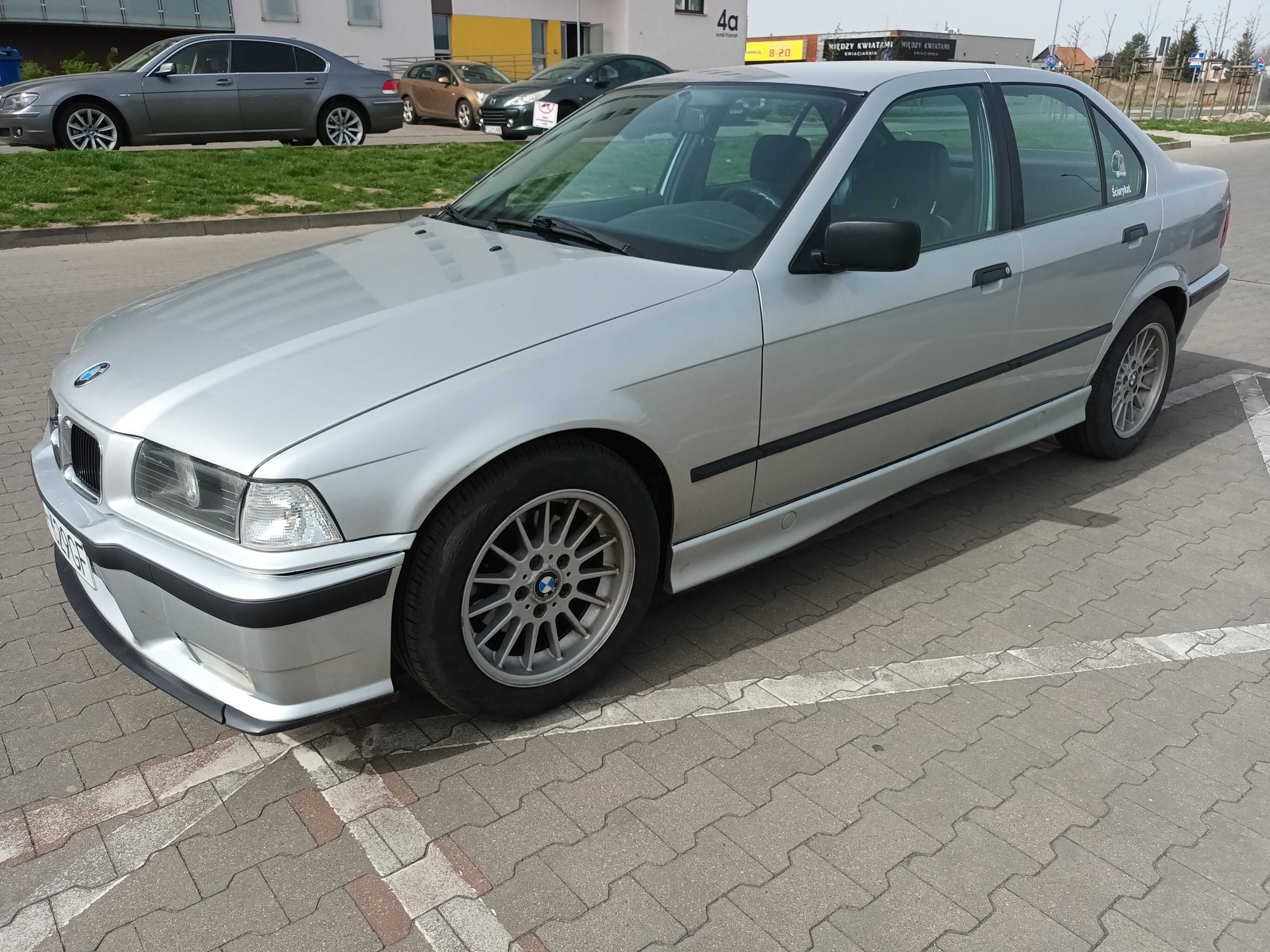 BMW E36 sedan 328i m52b28tu