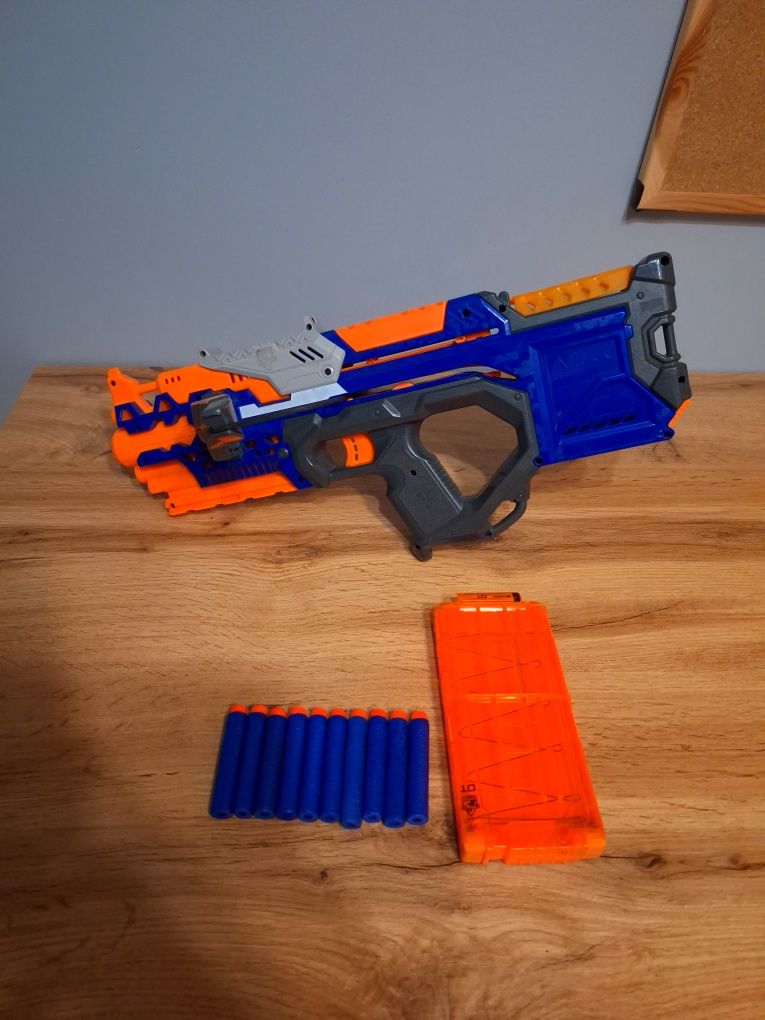 Kusza Nerf Crossbolt