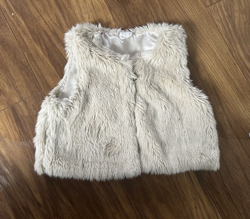 Cieply sweterek dla dziewczynki 92+kamizelka