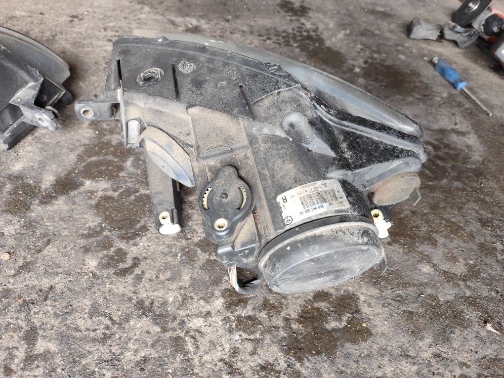 VW Passat B6 lampa prawy lewy przód przednia