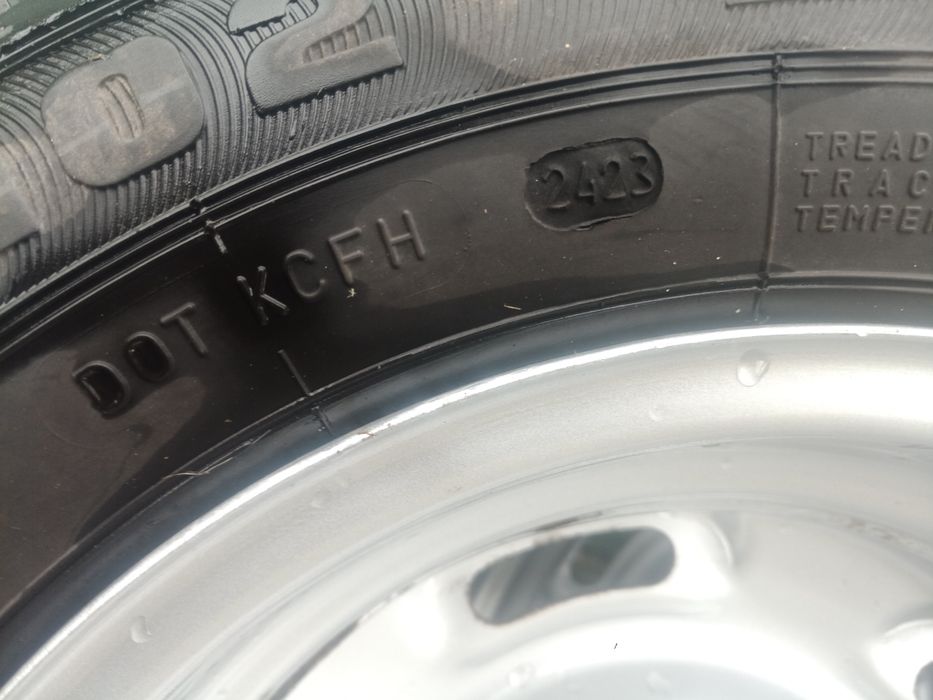 Продам зимню резину,Росава,175/70R 13,1500 за одне колесо