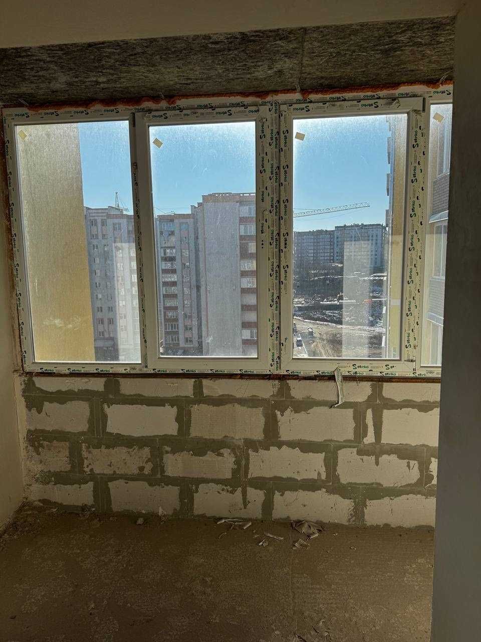 Зданний будинок Велика 1к квартира продаж з коміркою 54м2