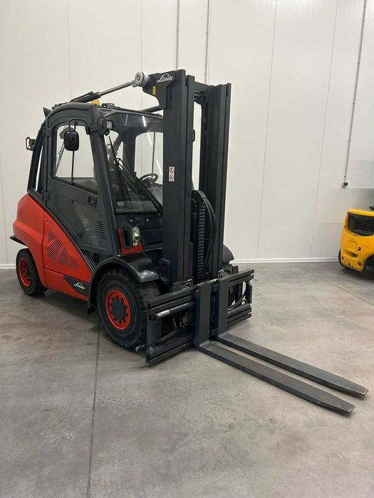 Wózek widłowy 4-kołowy Linde H50D-02/600 - używany