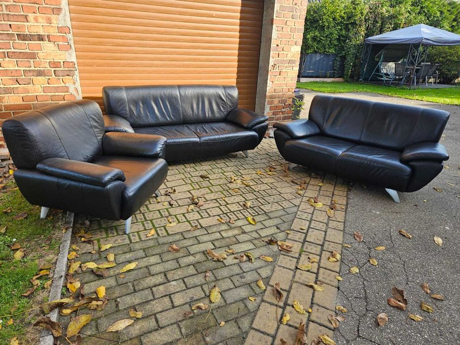 Komplet wypoczynkowy 3+2+1 naturalna gruba skóra.  Stan bardzo dobry