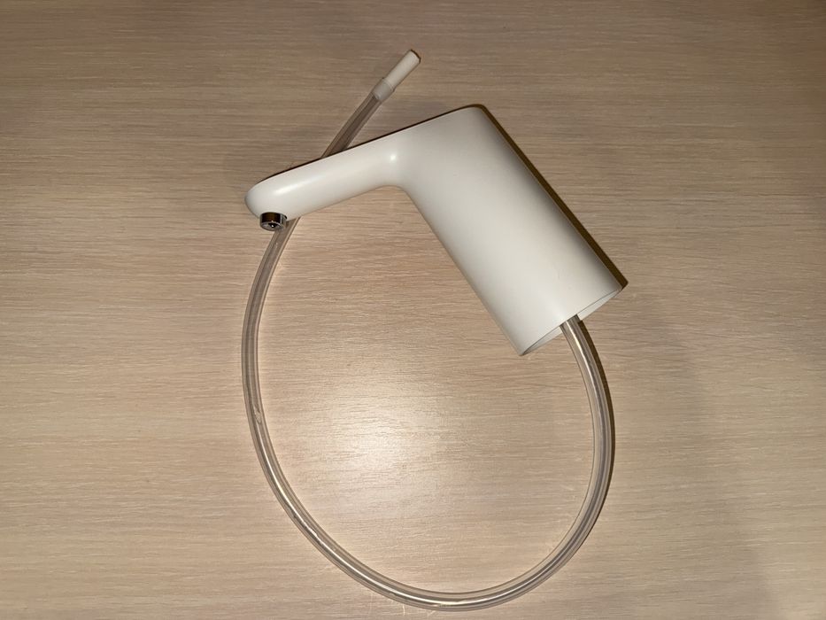 Електрична помпа для пляшок з водою