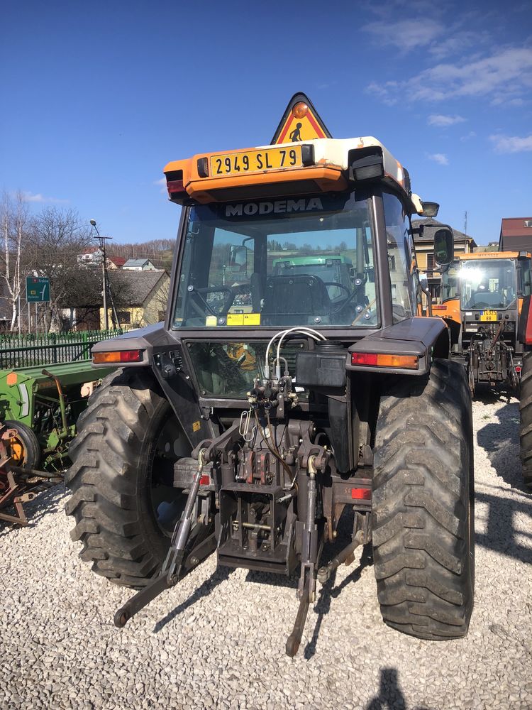 Ciagnik rolniczy Massey Ferguson 3050