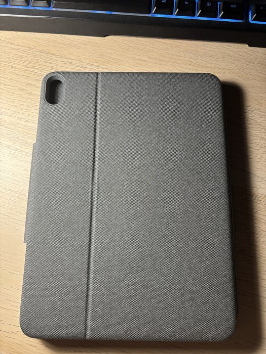 Logitech Folio Touch Ipad Air ( 4 i 5 generacja)