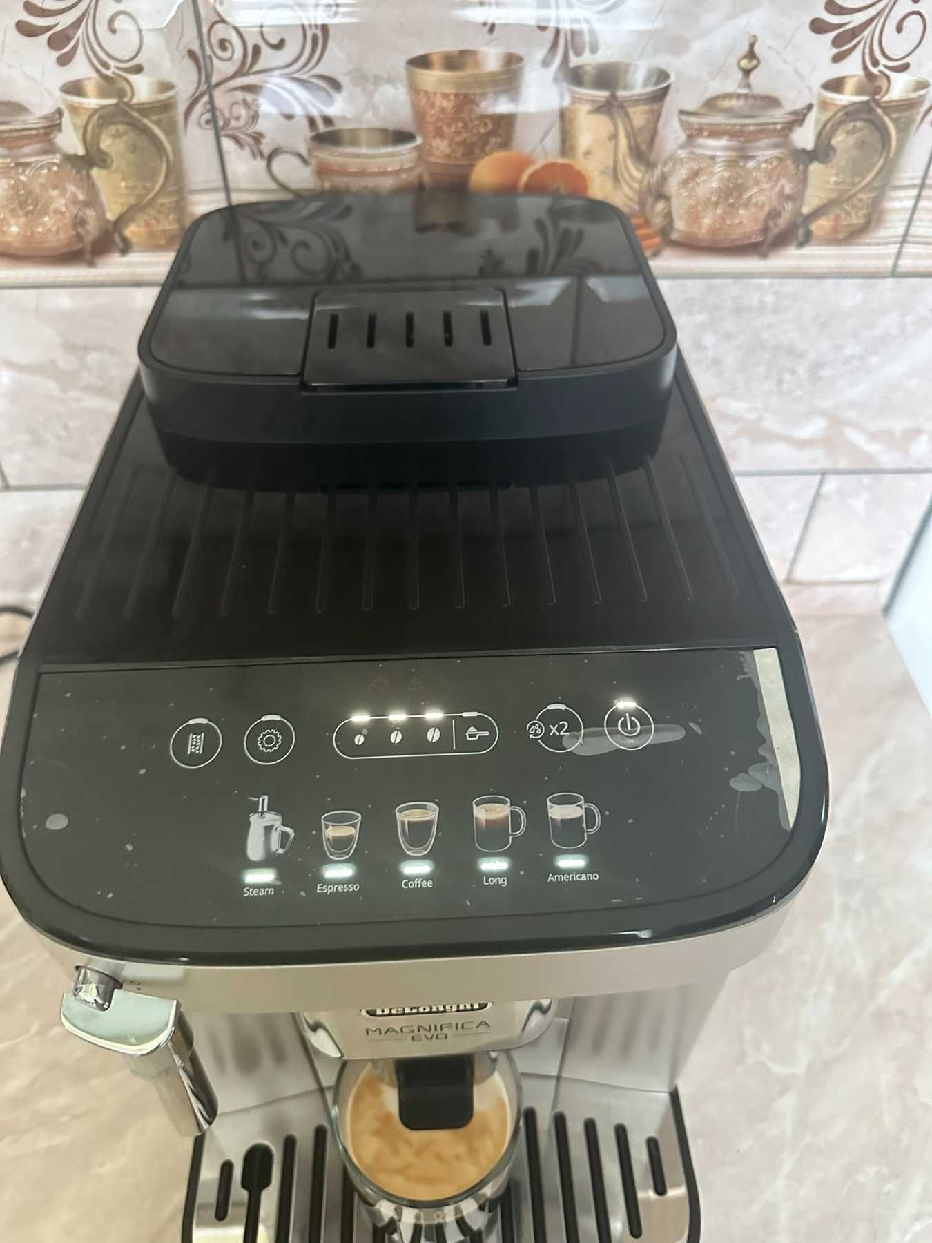 De'Longhi Magnifica Evo ECAM 292.33.SB автоматична кавоварка НОВА