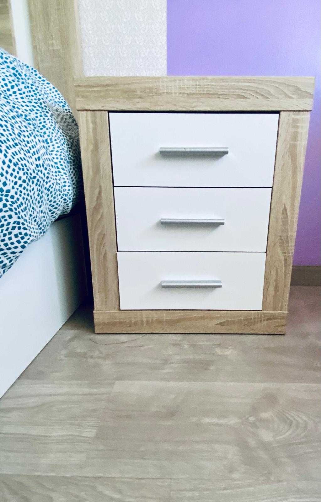 Conjunto cama + mesas de cabeceira