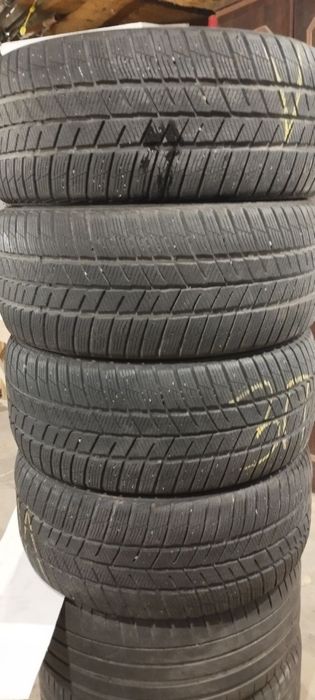 Зимові шини Barum Polaris 5 245/40 R18