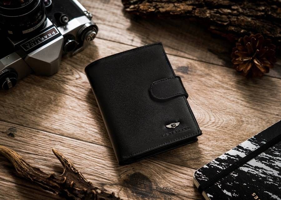 pionowy portfel męski na zatrzask - peterson