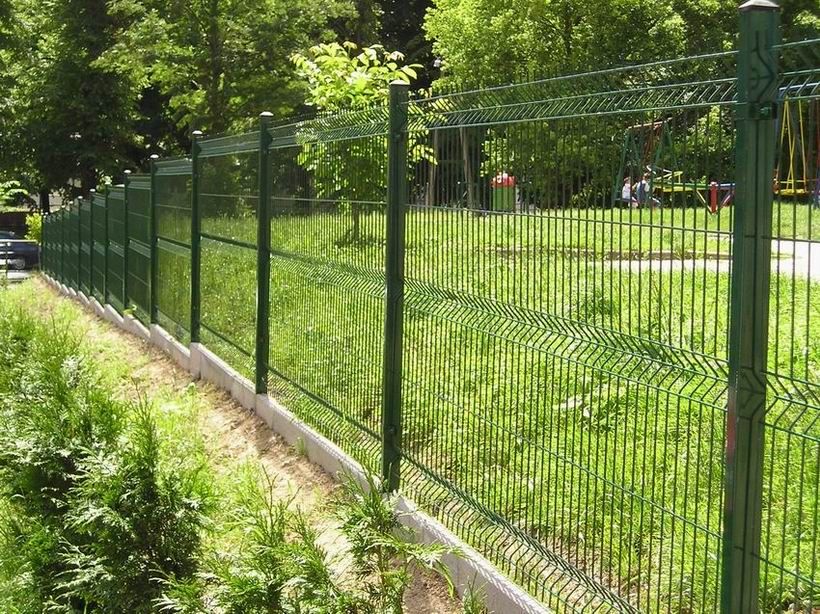 Wykonam montaz ogrodzeń.