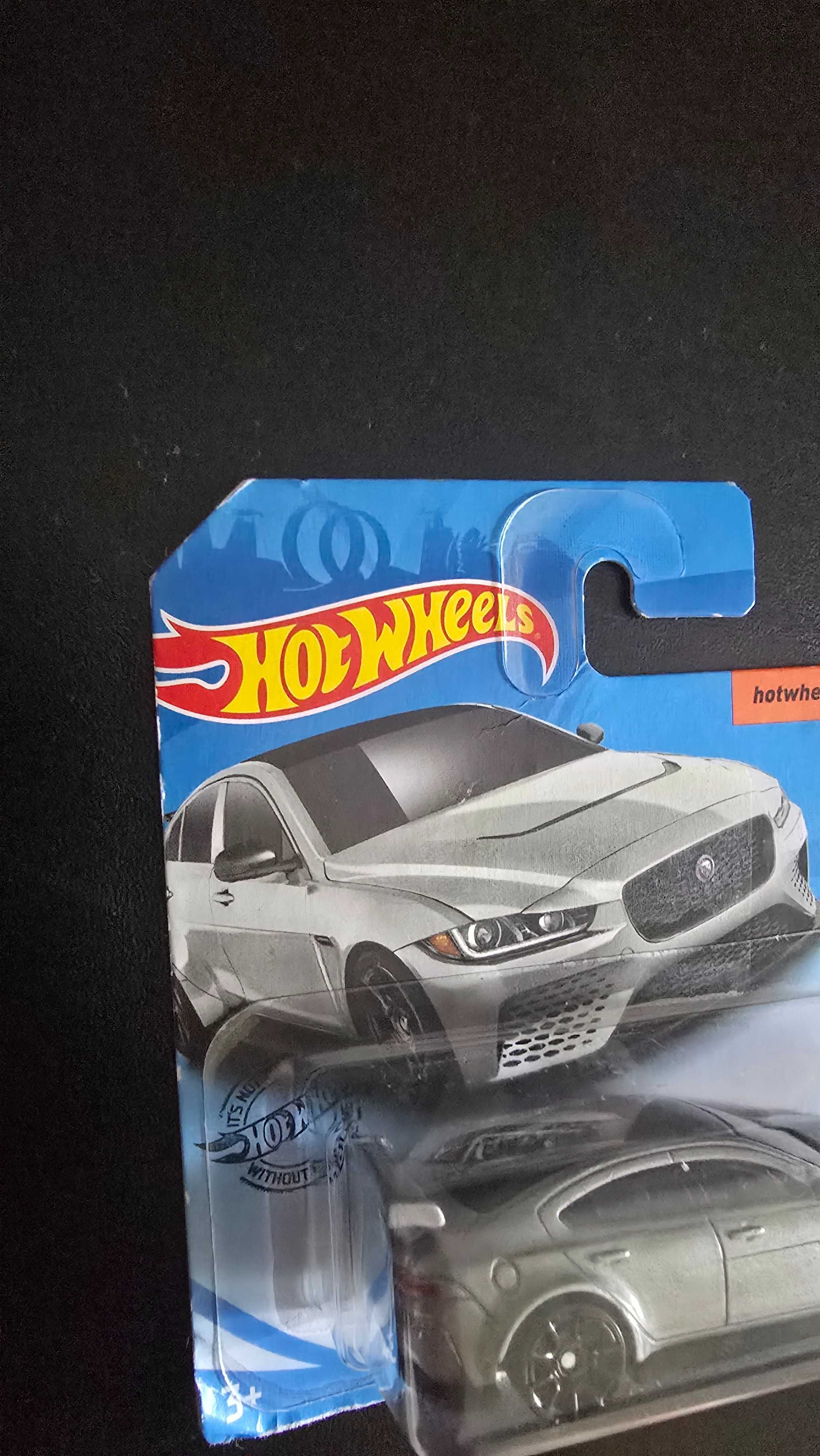 Hot wheels Jaguar xe sv project 8