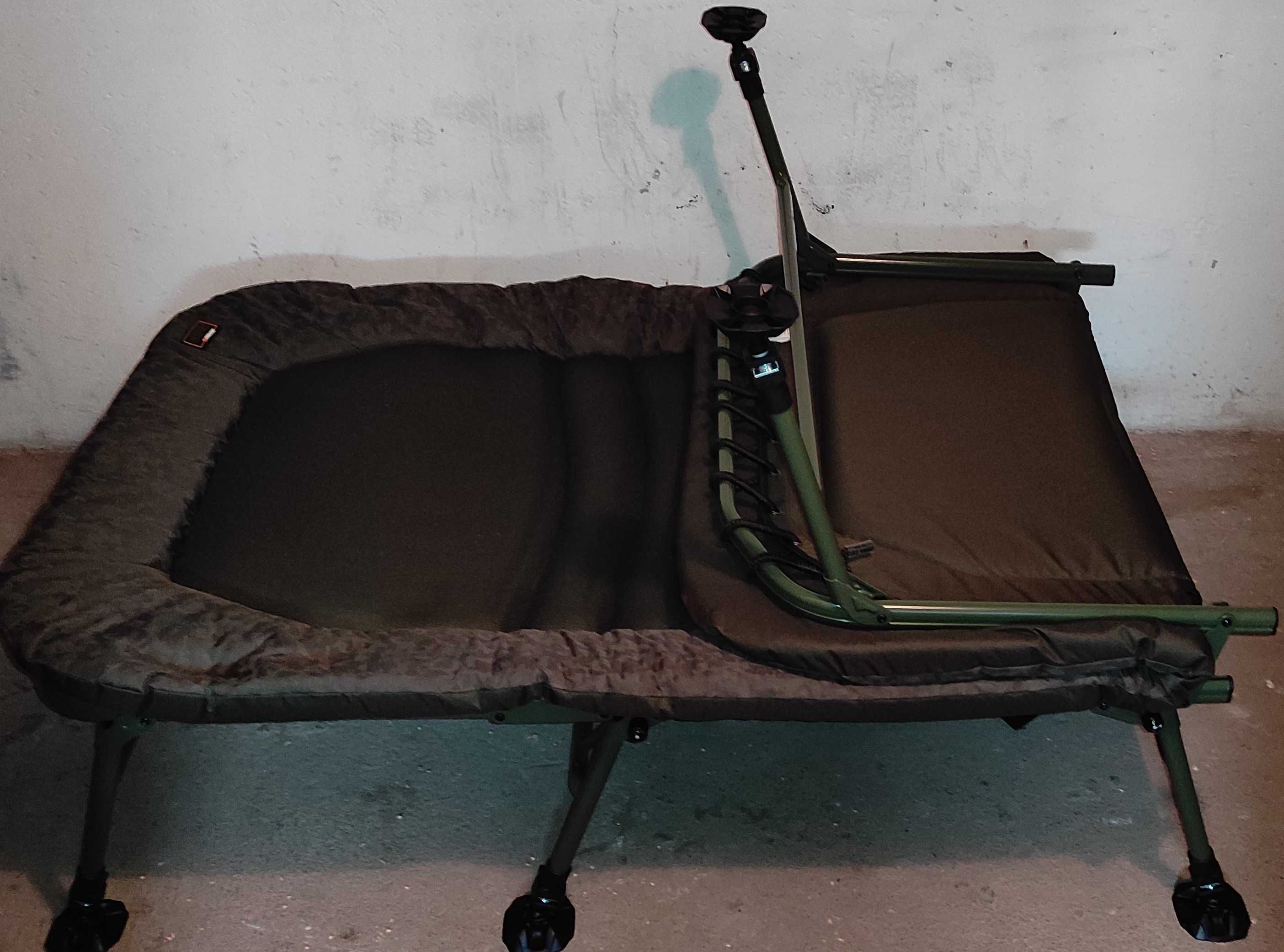 Łóżko Prologic Inspire Daddy Long 8 Leg Bedchair z pokrowcem