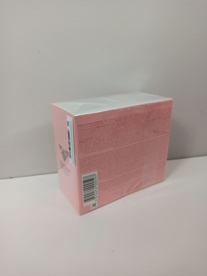 Prada Paradoks virtual flower  90ml
