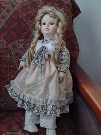 porcelanowa  lalka, na prezent