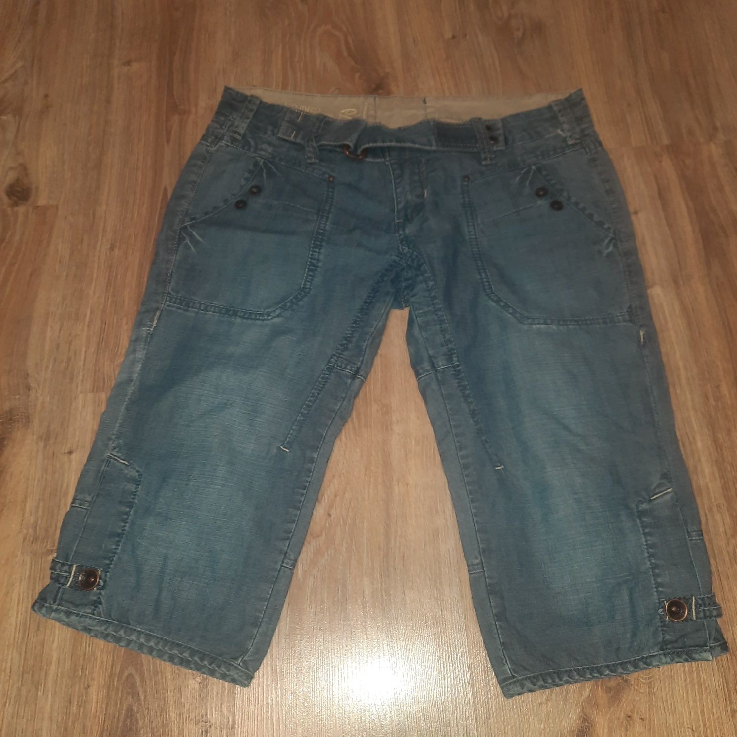 Spodnie 3/4 r 30