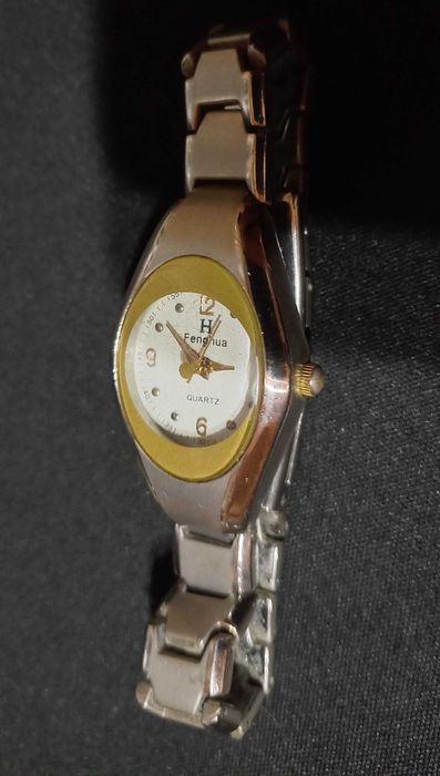 Годинник жіночий кварц