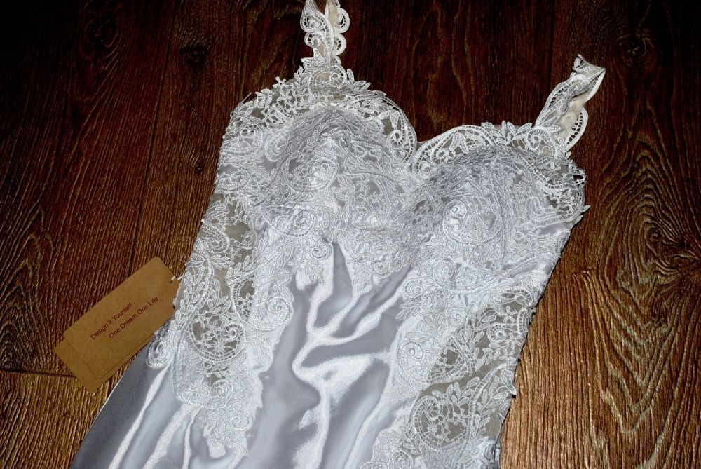 Платье свадебное новое со шлейфом ажур и атласный блеск шикарное