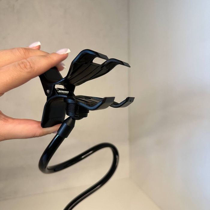 Універсальний тримач для телефону з прищіпкою !