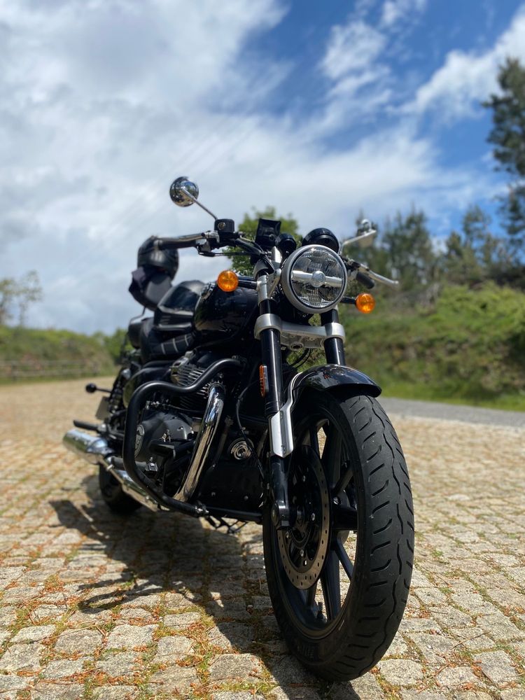 NOVA!!!   Royal Enfield Super meteor 650 VALOR SEM EXTAS 6750€