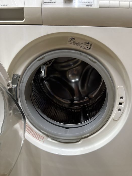 Пральна машина відмінної якості AEG L64640L