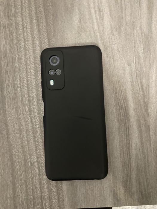 Продам телефон VIVO Y31 64гб весь комплект