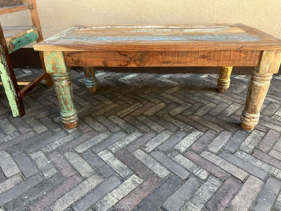 Zestaw mebli firmy kolonialmoebel24.de