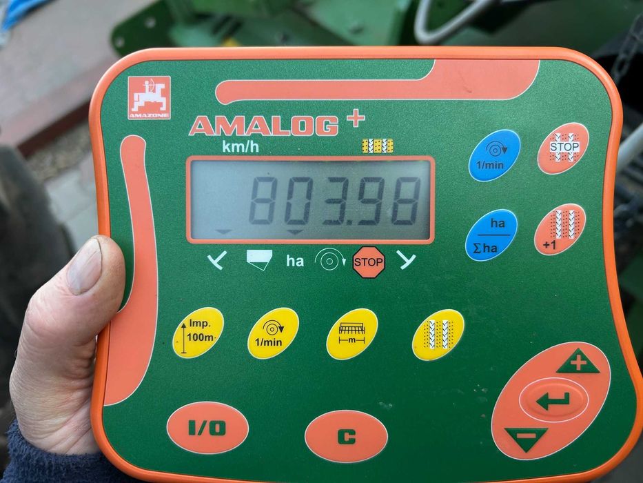 zestaw upr siew Amazone red. tale KE/AD 3000super, zasiane tylko 803ha