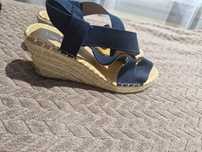 Espadryle na koturnie