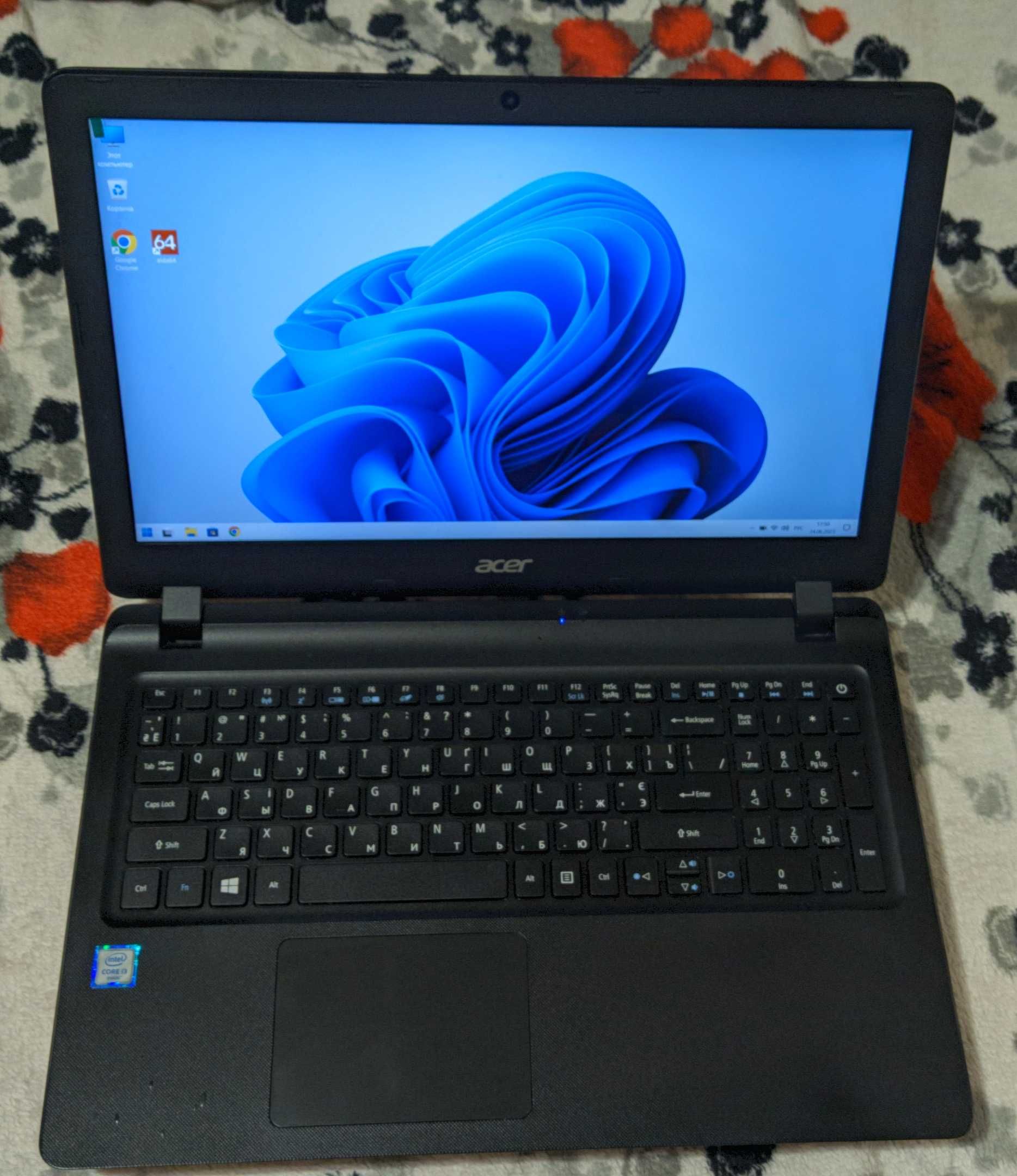 с первых рук Ноутбук i3 6006U Acer Extensa EX2540-384G