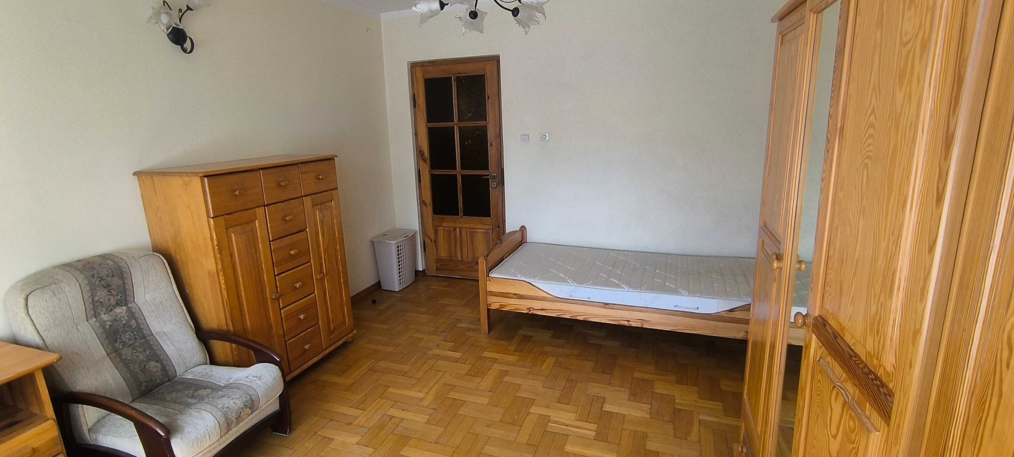 Pokój 20 m2  W-wa Wawer - Radość blisko SKM/PKP