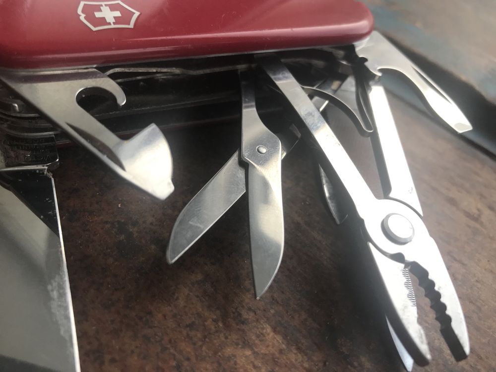 Canivete Victorinox como novo