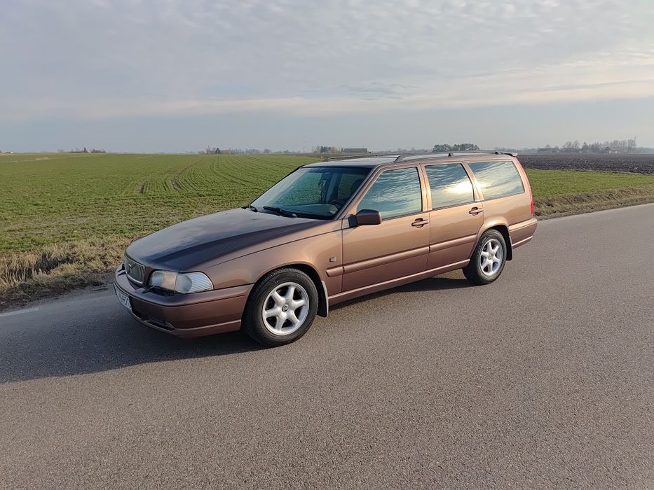 Volvo v 70 2.5 tdi
