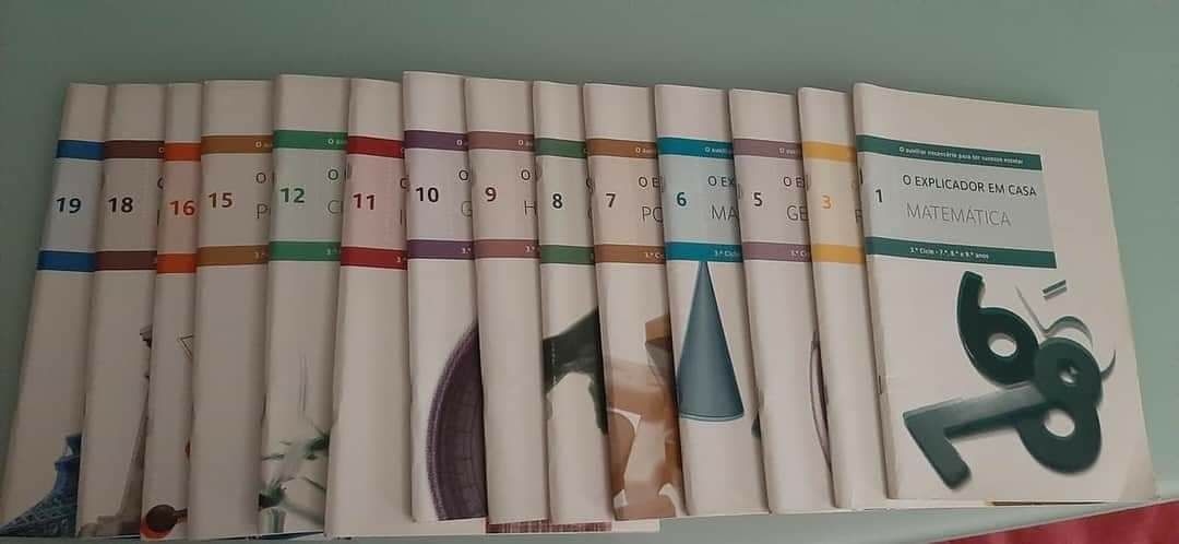 Livros de exercícios do 7° 8° e 9°ano preço ler na descrição