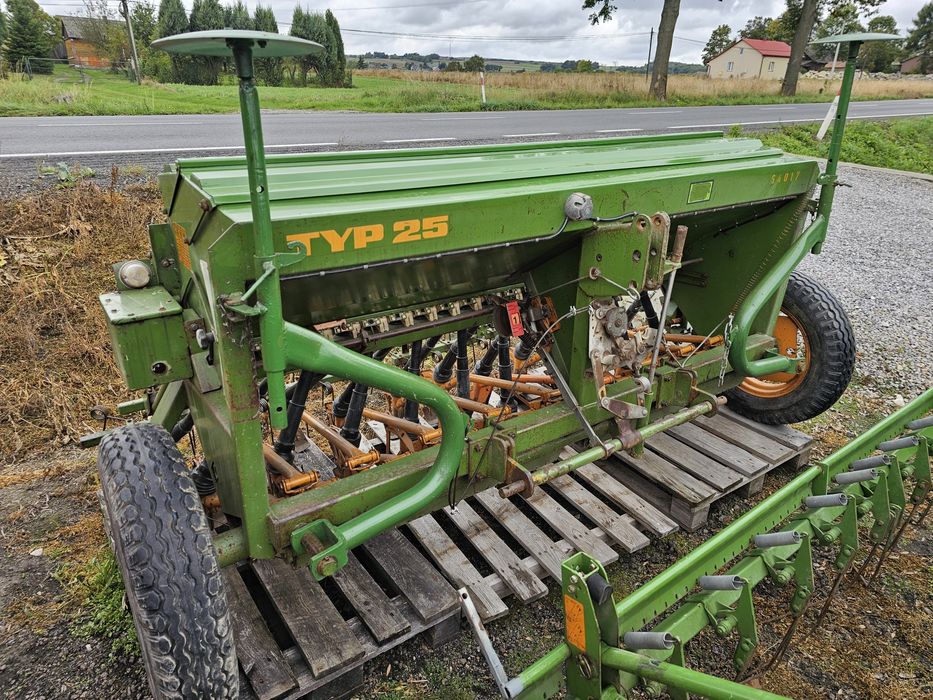 Siewnik zbożowy Amazone D7 2.5m