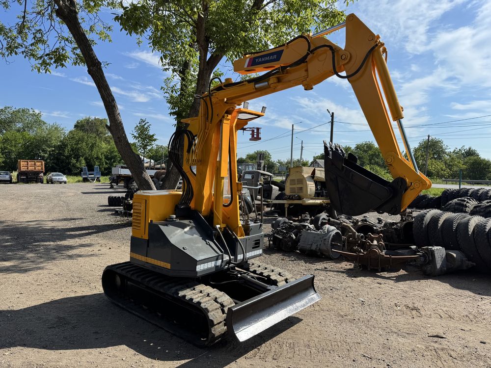 Міні екскаватор YANMAR yb281x