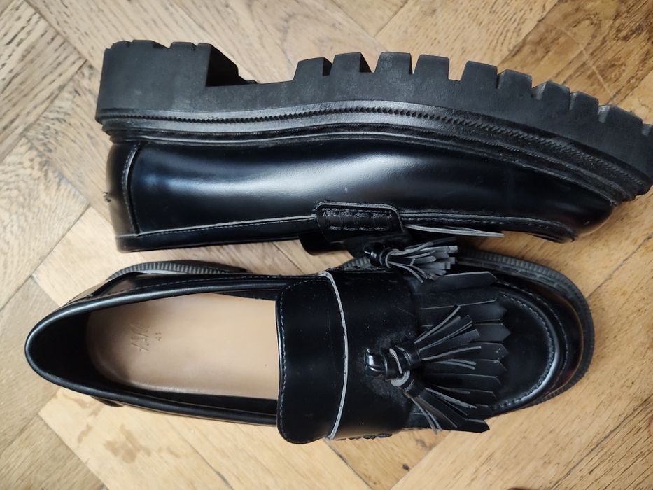 Eleganckie buty loafersy 41 mokasyny