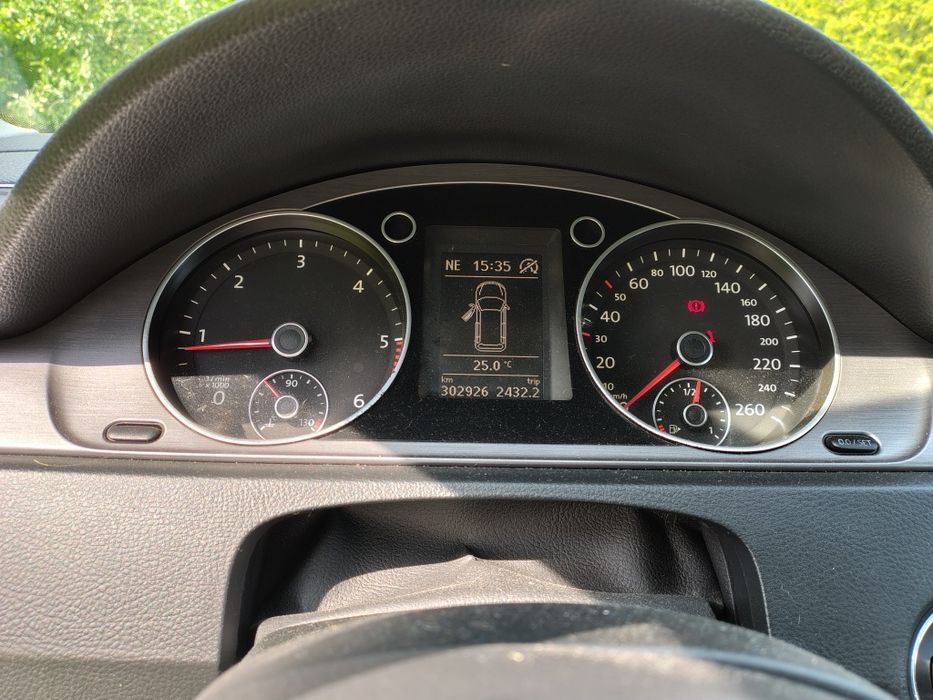 VW Passat B7 1.6 tdi